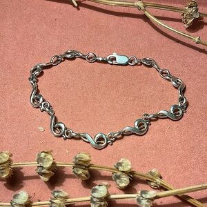 🎼 Sterling Silver Treble Clef Bracelet